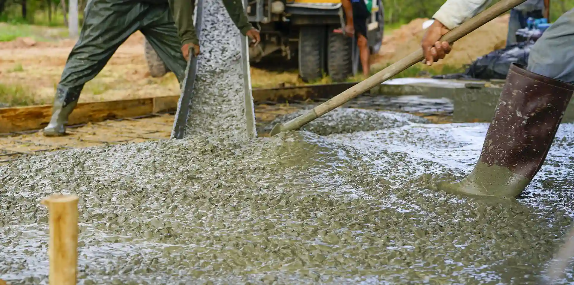 How Thick Should a Residential Concrete Slab Be?
